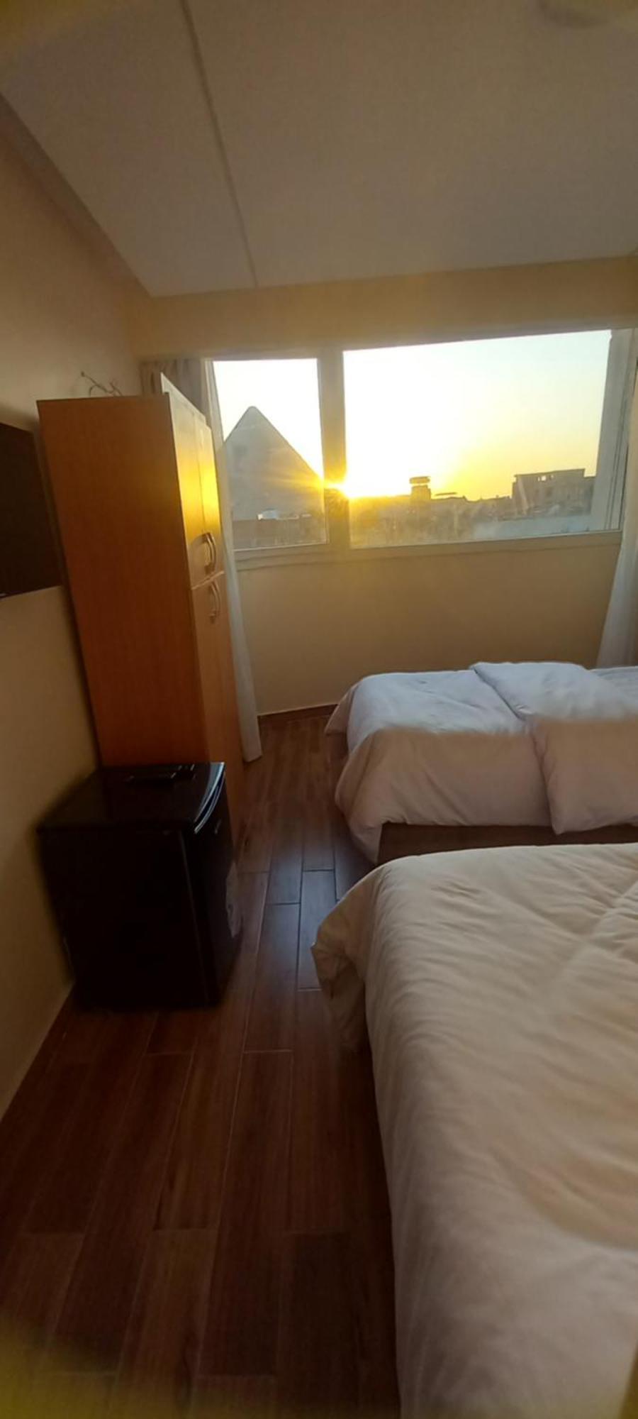 Memphis Pyramids View Hotel Nazlet el-Sîsi Eksteriør billede